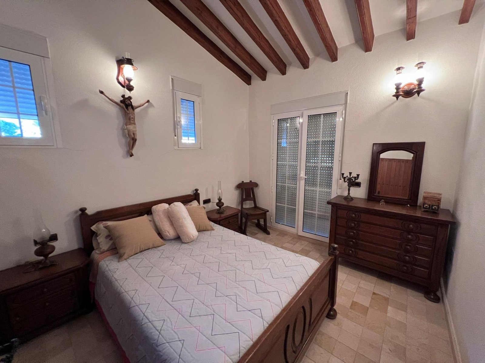 1-31 4 Bedroom 3 Bathroom Villa in Orihuela - Caza De Casa