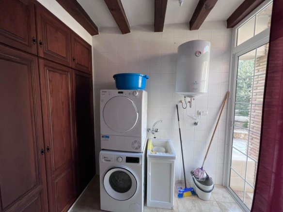 4 Bedroom 3 Bathroom Villa in Orihuela - Caza De Casa