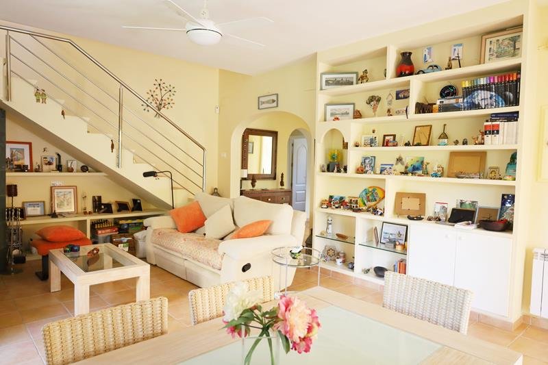 3 Bedroom 2 Bathroom Villa in Oliva - Caza De Casa