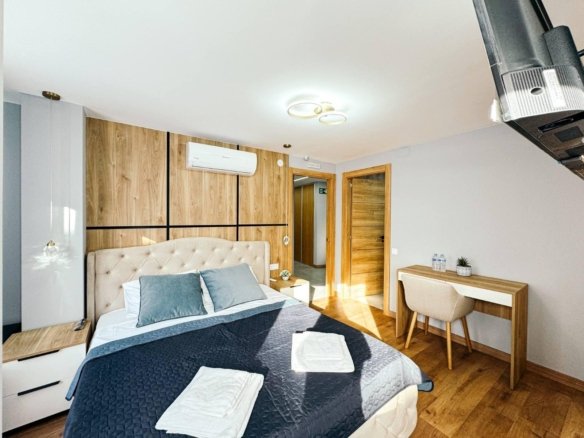 12 Bedroom 12 Bathroom Commercial in Torrevieja - Caza De Casa
