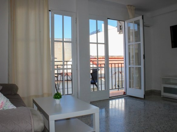 4 Bed 3 Bath Villa in Nerja - Caza De Casa