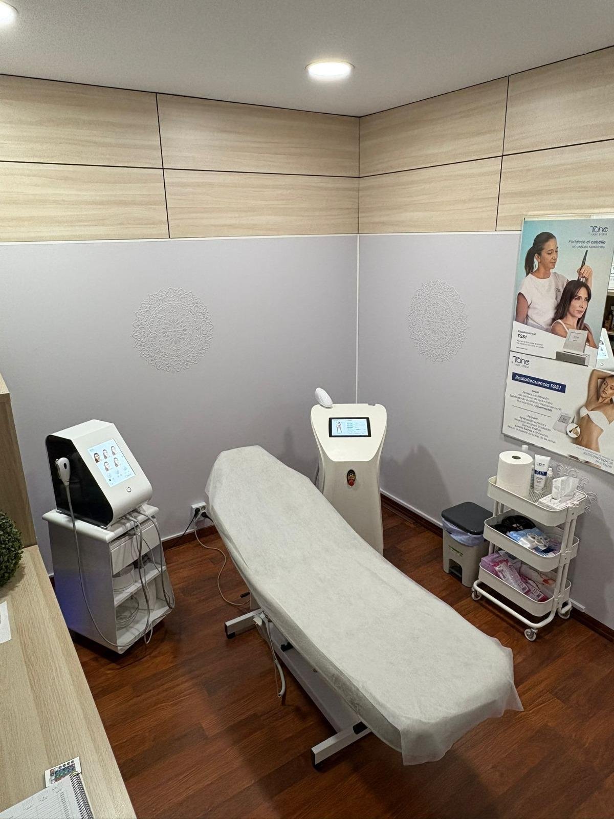 Commercial in Torrevieja - Caza De Casa