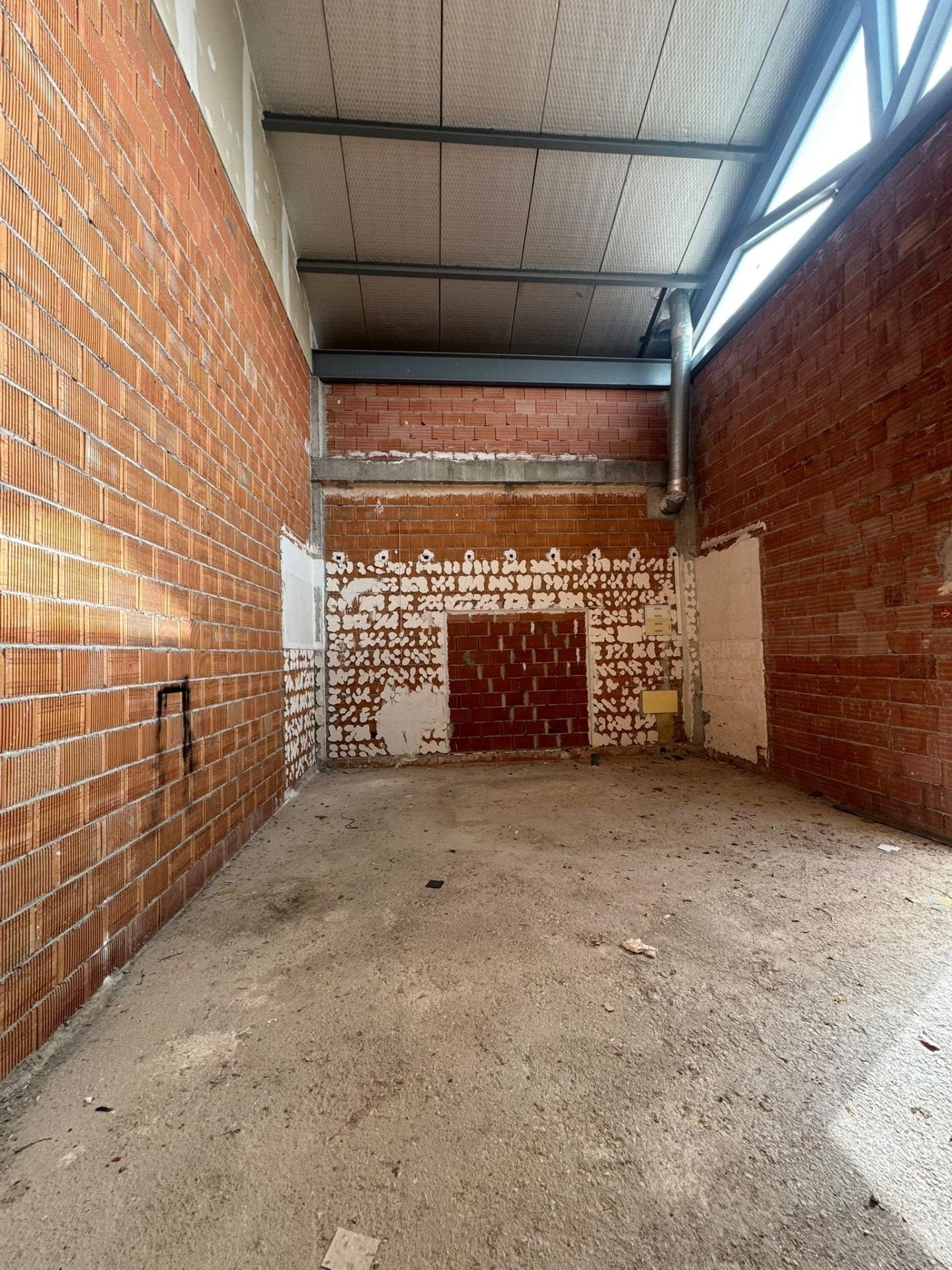 Commercial in Algorfa - Caza De Casa