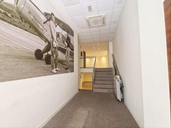 Commercial in Guardamar del Segura - Caza De Casa