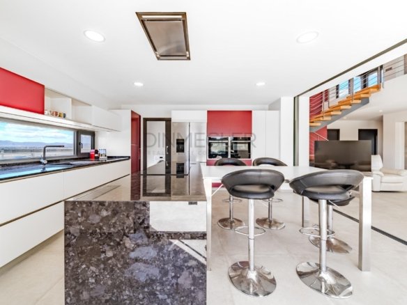 5 Bedroom 4 Bathroom Villa in La Marina - Caza De Casa