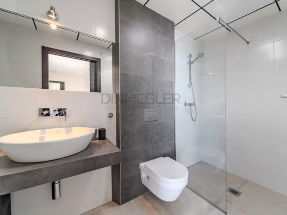 5 Bedroom 4 Bathroom Villa in La Marina - Caza De Casa