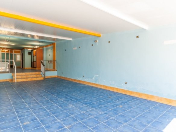 Commercial in Orihuela Costa - Caza De Casa