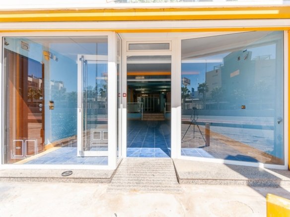 Commercial in Orihuela Costa - Caza De Casa