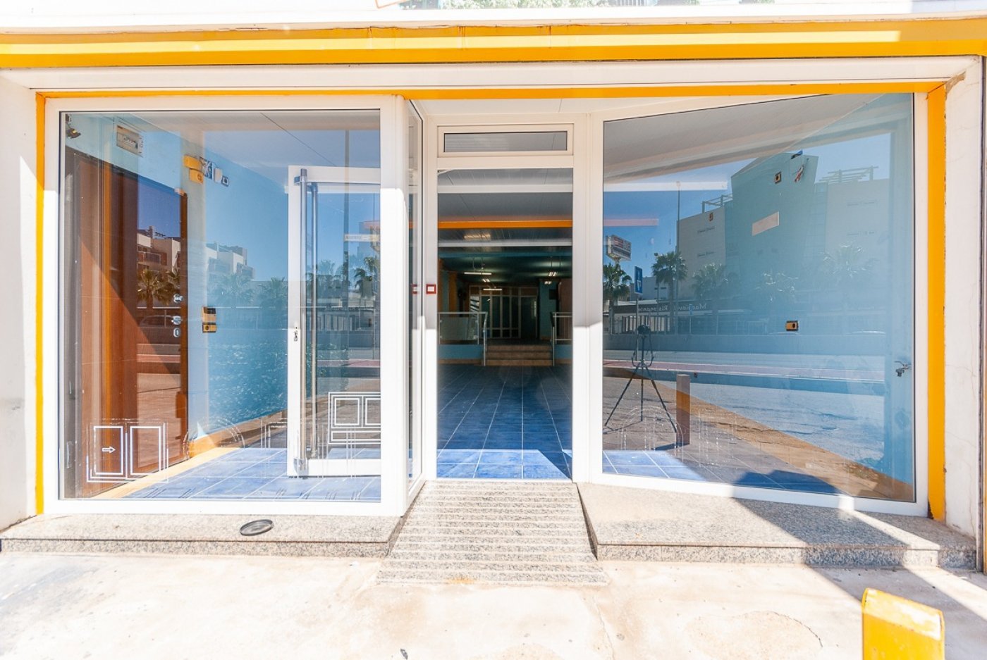 Commercial in Orihuela Costa - Caza De Casa