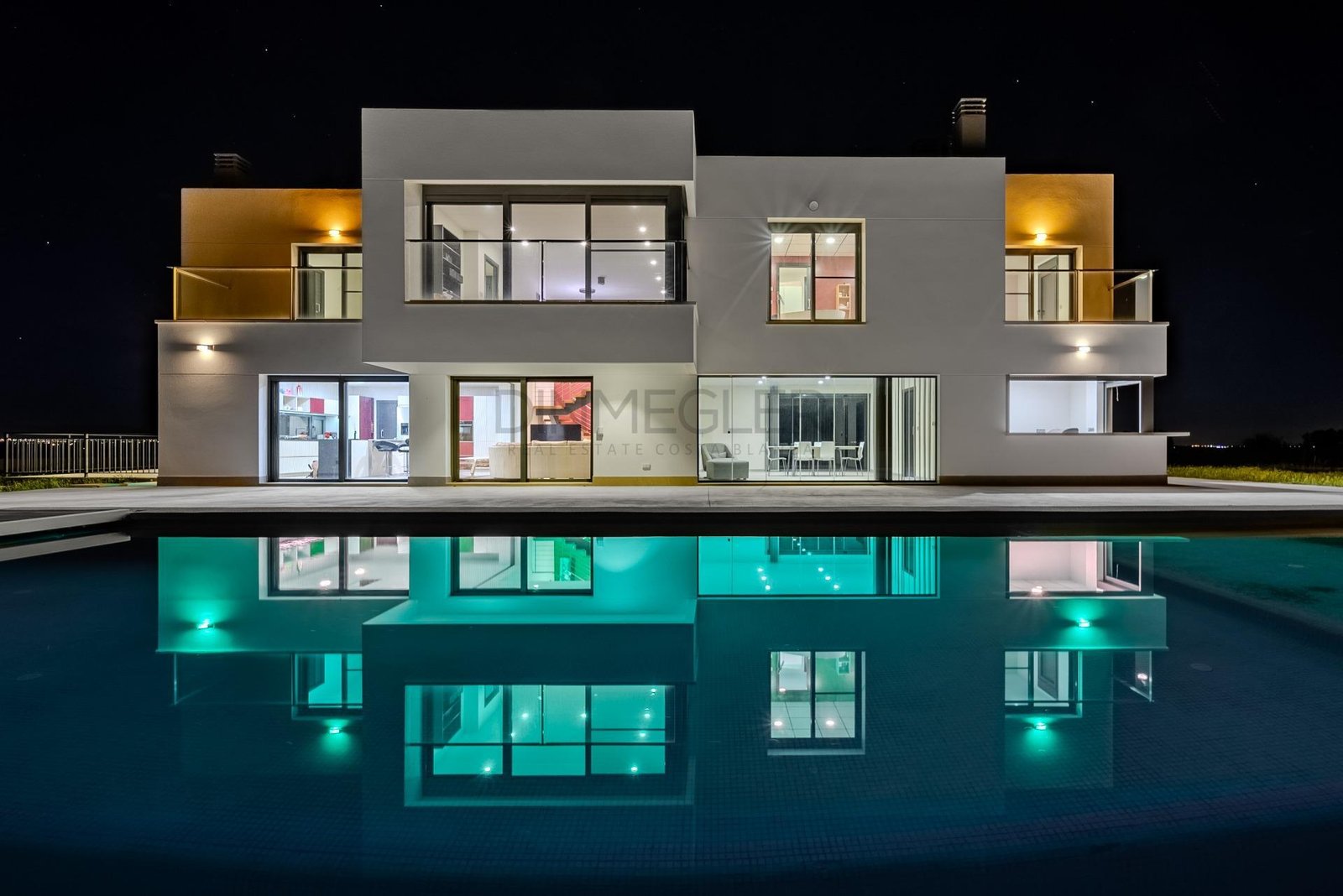 5 Bedroom 4 Bathroom Villa in La Marina - Caza De Casa