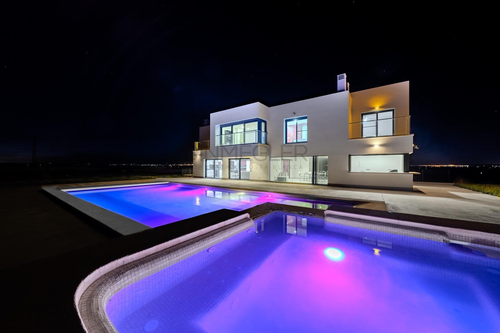 5 Bedroom 4 Bathroom Villa in La Marina - Caza De Casa