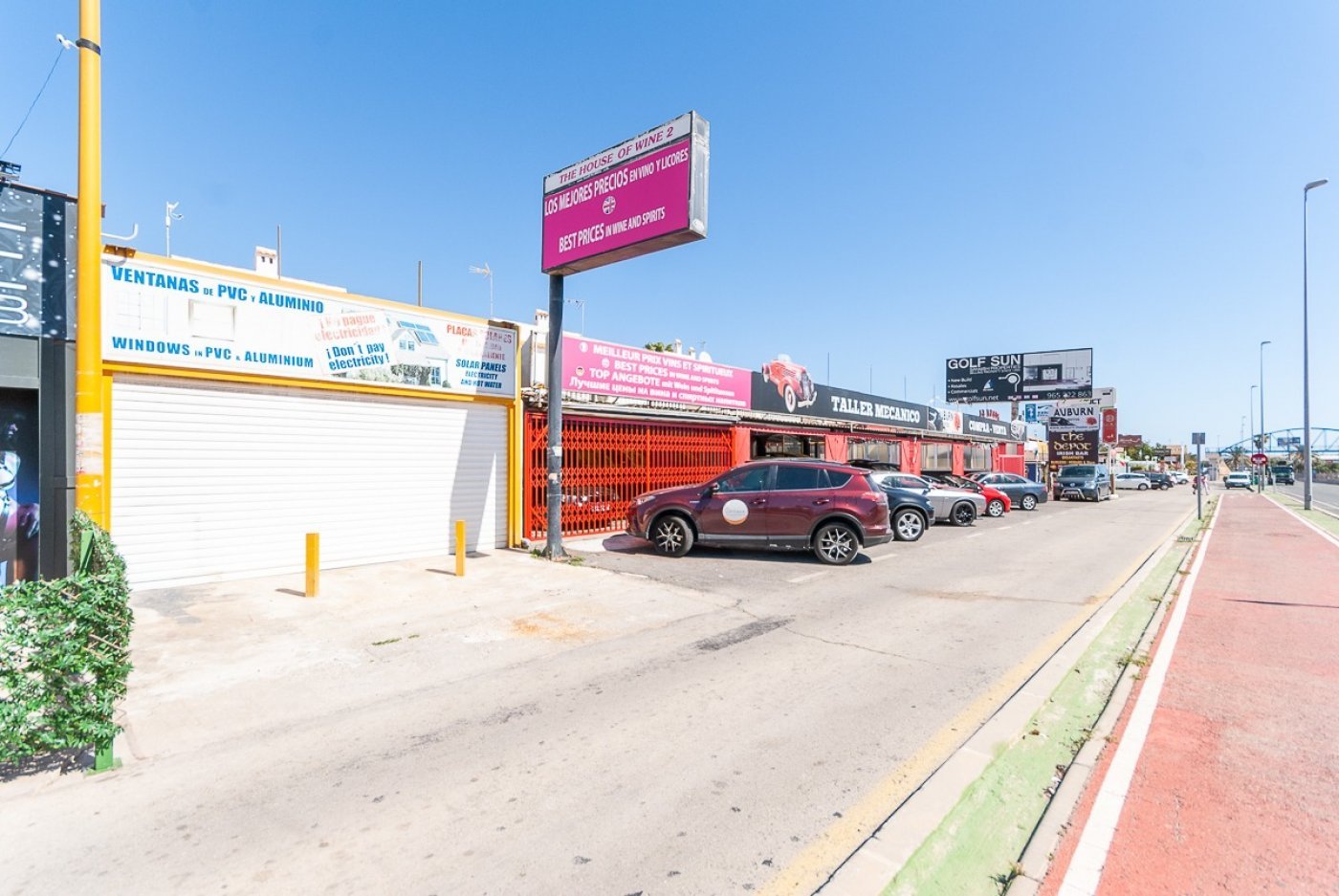 Commercial in Orihuela Costa - Caza De Casa