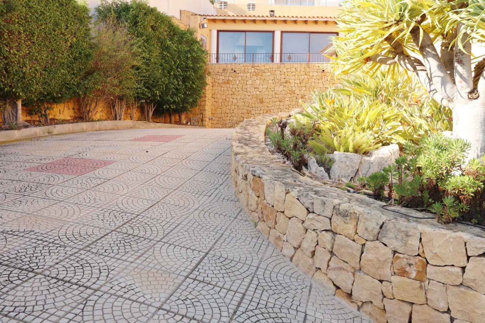5 Bedroom 6 Bathroom Villa in Altea - Caza De Casa