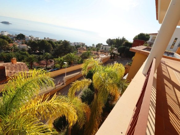 5 Bedroom 6 Bathroom Villa in Altea - Caza De Casa
