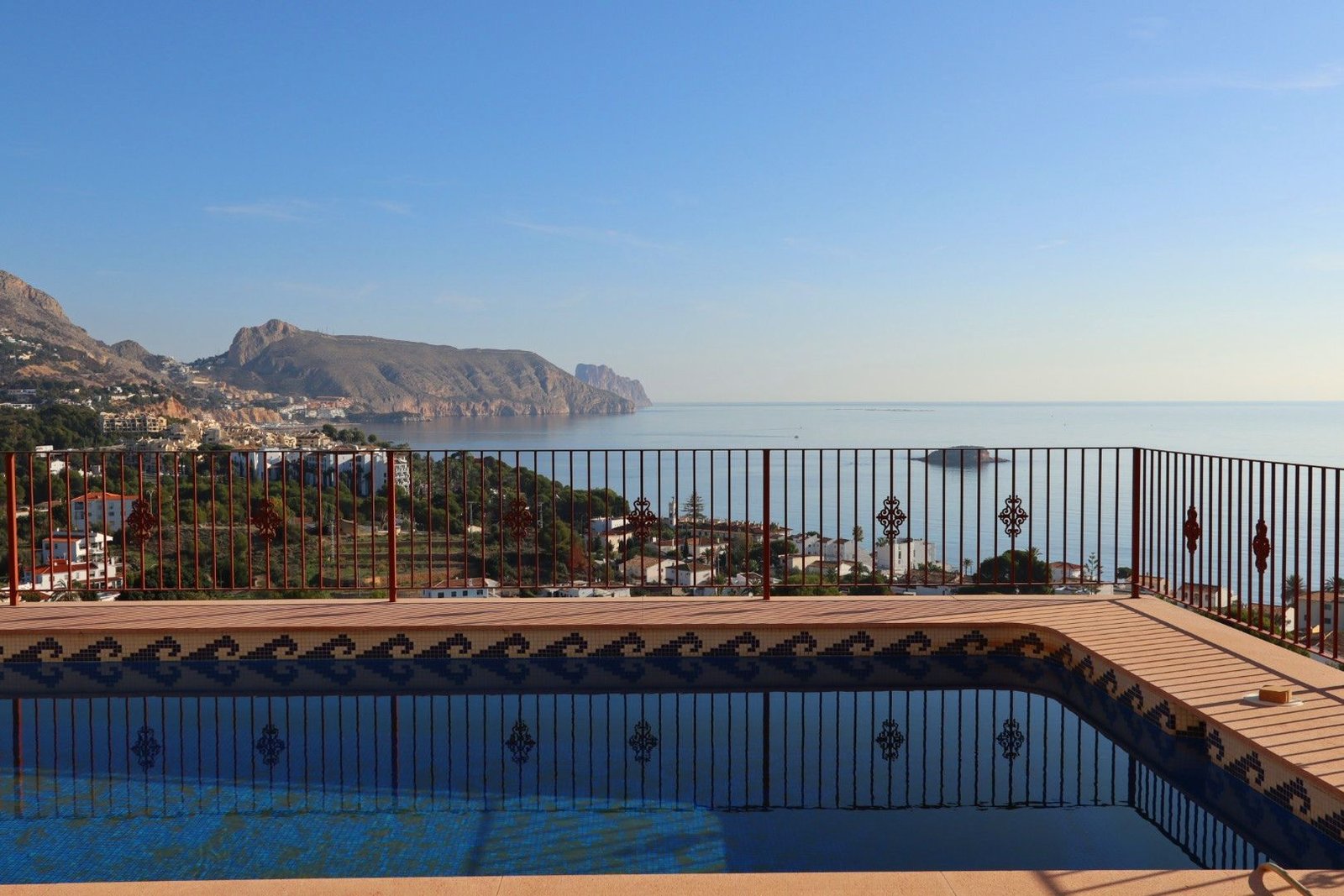 5 Bedroom 6 Bathroom Villa in Altea - Caza De Casa