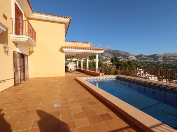 5 Bedroom 6 Bathroom Villa in Altea - Caza De Casa