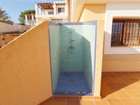5 Bedroom 6 Bathroom Villa in Altea - Caza De Casa