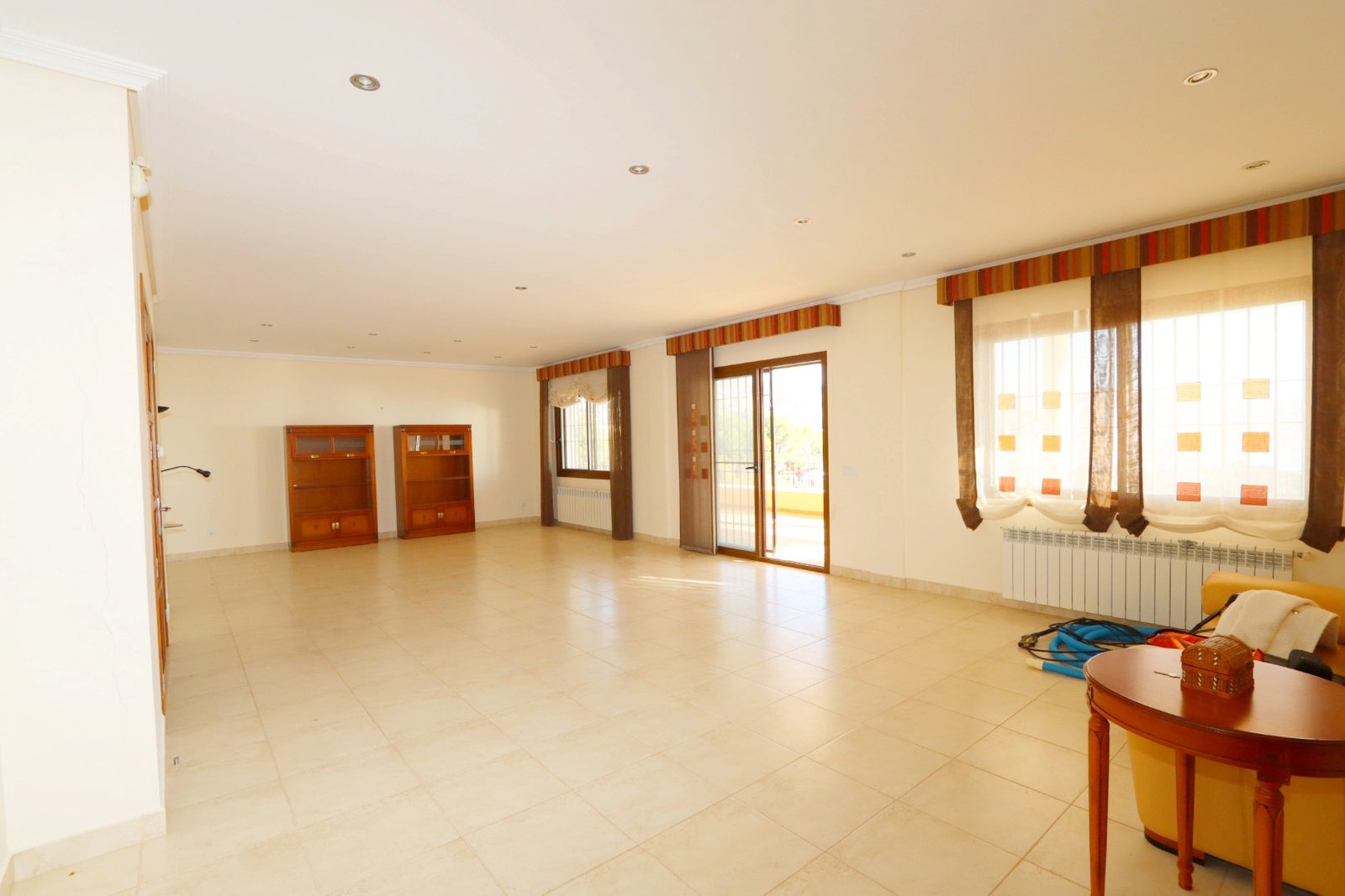 5 Bedroom 6 Bathroom Villa in Altea - Caza De Casa