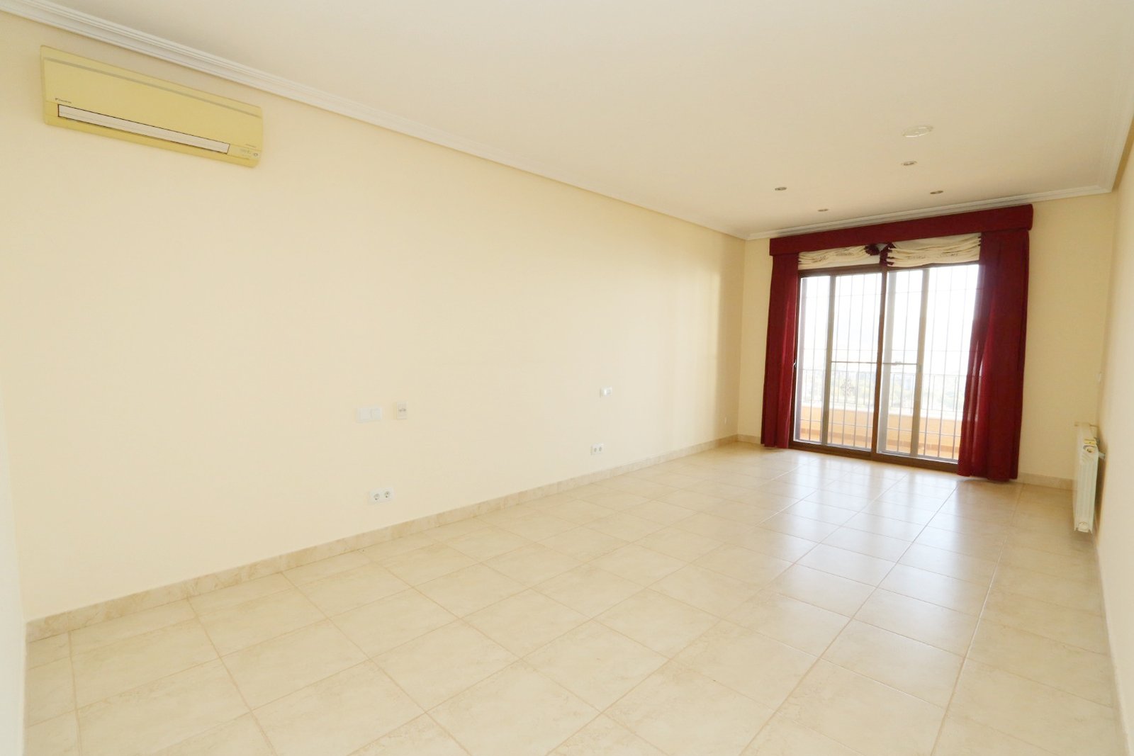 5 Bedroom 6 Bathroom Villa in Altea - Caza De Casa