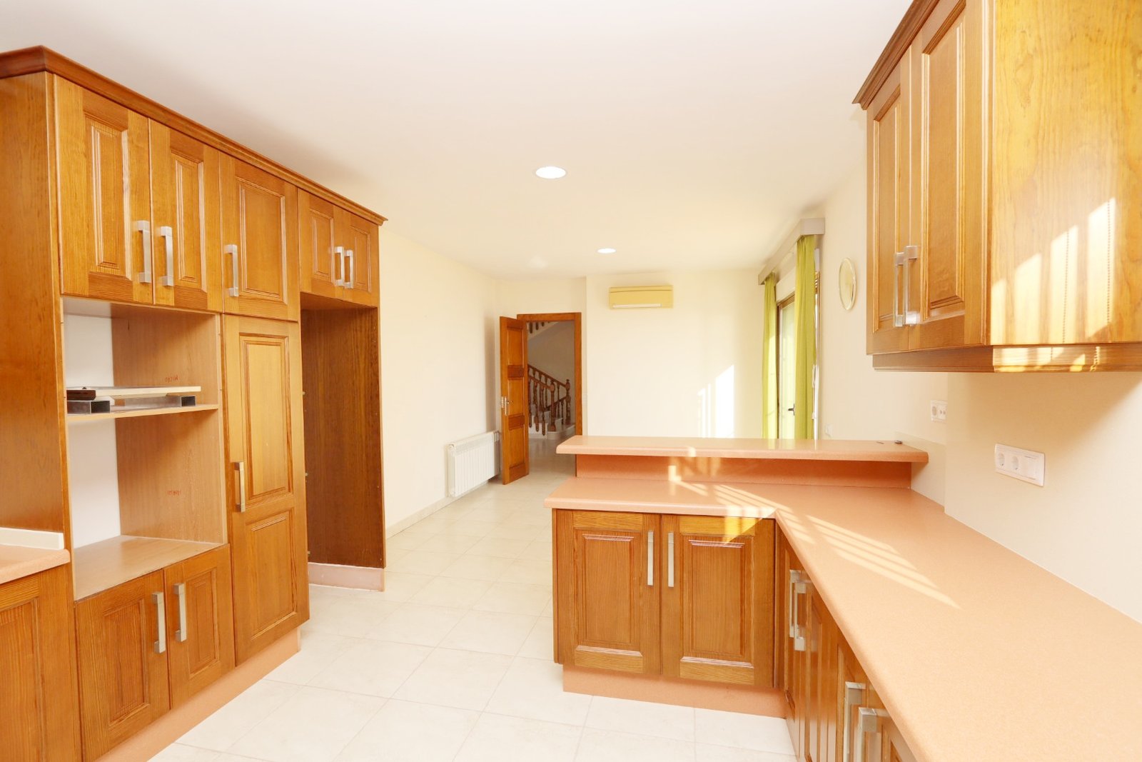 5 Bedroom 6 Bathroom Villa in Altea - Caza De Casa