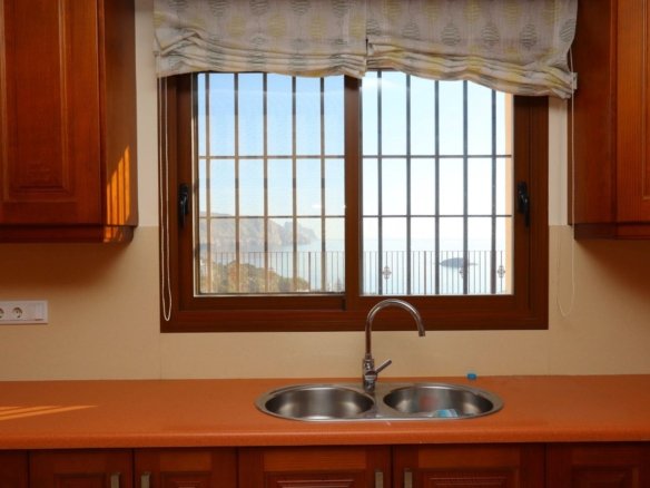 5 Bedroom 6 Bathroom Villa in Altea - Caza De Casa