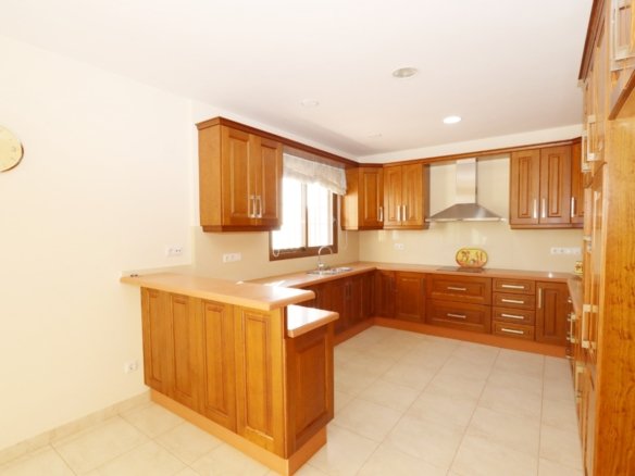 5 Bedroom 6 Bathroom Villa in Altea - Caza De Casa