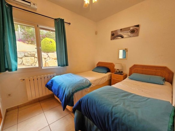 3 Bedroom 2 Bathroom Villa in javea - Caza De Casa