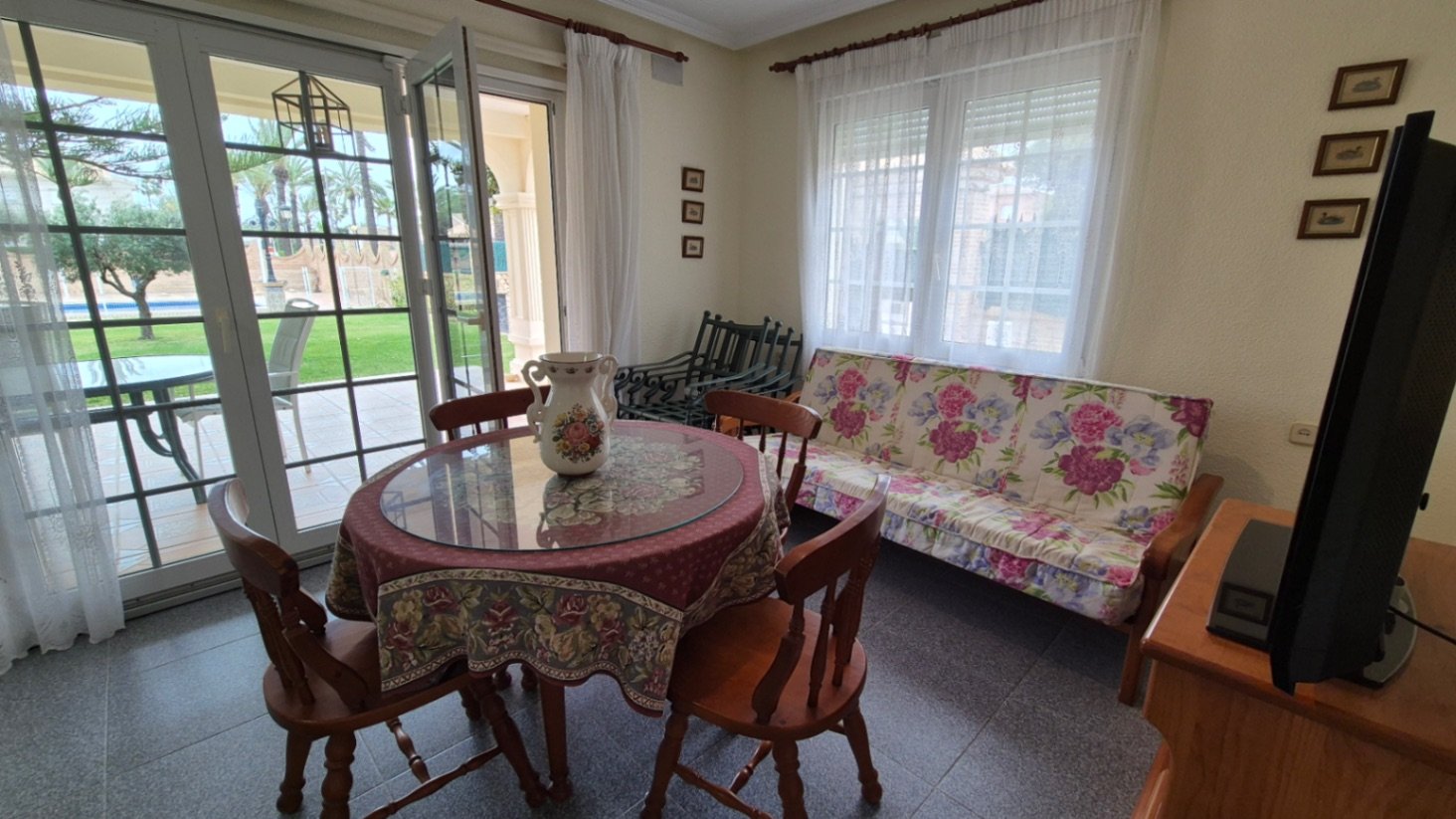 1006_6943d668e5c75 7 Bedroom 3 Bathroom Villa in Orihuela - Caza De Casa
