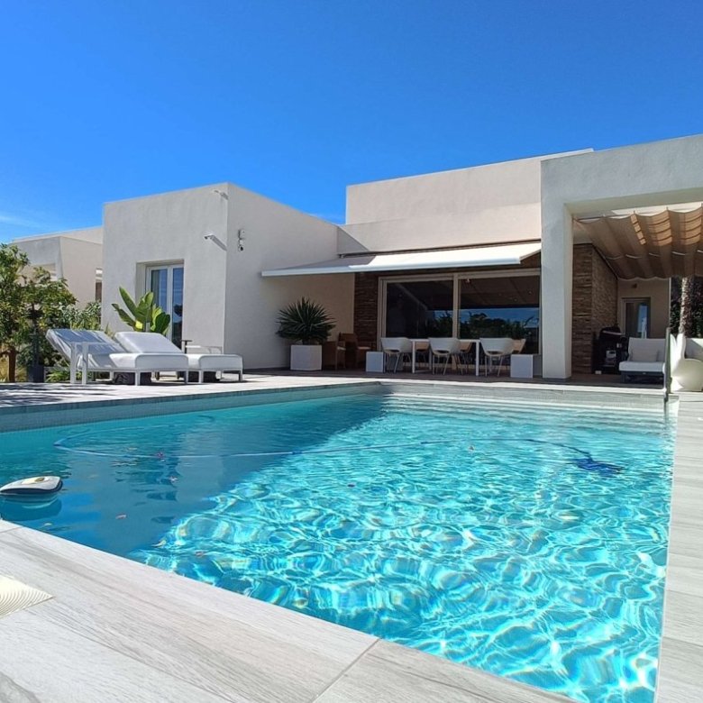 2 Bedroom 2 Bathroom Villa in Algorfa - Caza De Casa