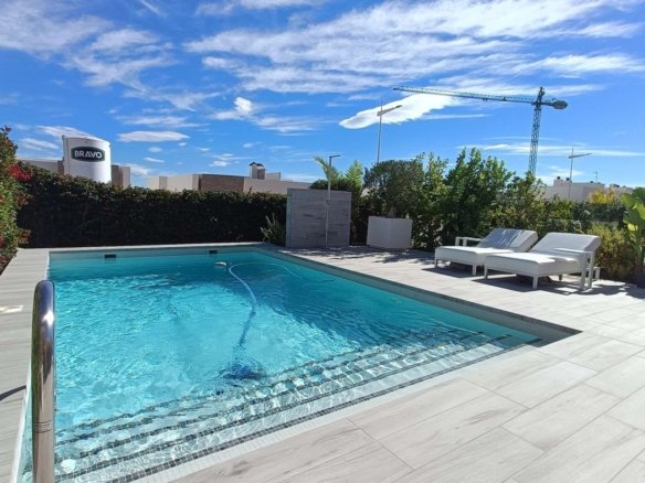 2 Bedroom 2 Bathroom Villa in Algorfa - Caza De Casa
