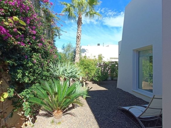 2 Bedroom 2 Bathroom Villa in Algorfa - Caza De Casa