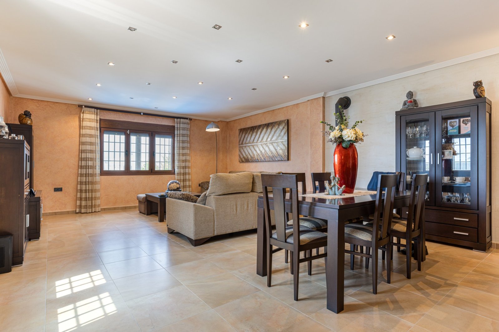 4 Bedroom 3 Bathroom Villa in Los Montesinos - Caza De Casa