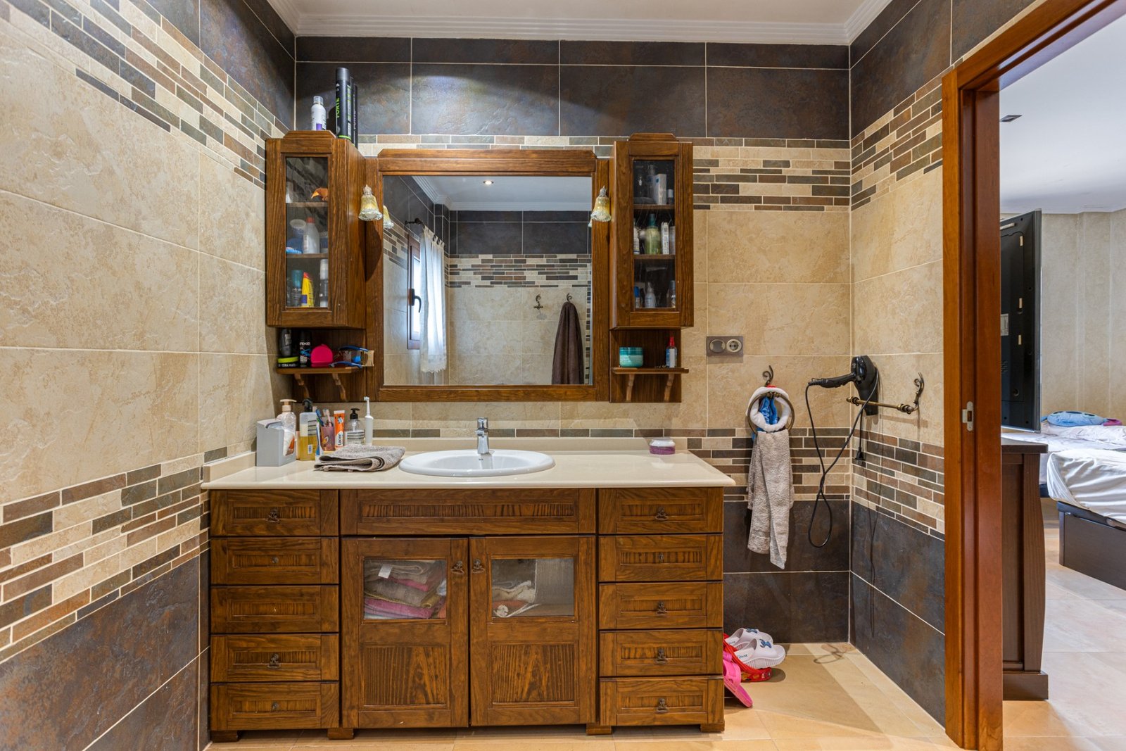 4 Bedroom 3 Bathroom Villa in Los Montesinos - Caza De Casa