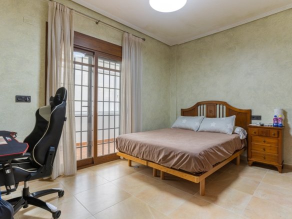 4 Bedroom 3 Bathroom Villa in Los Montesinos - Caza De Casa