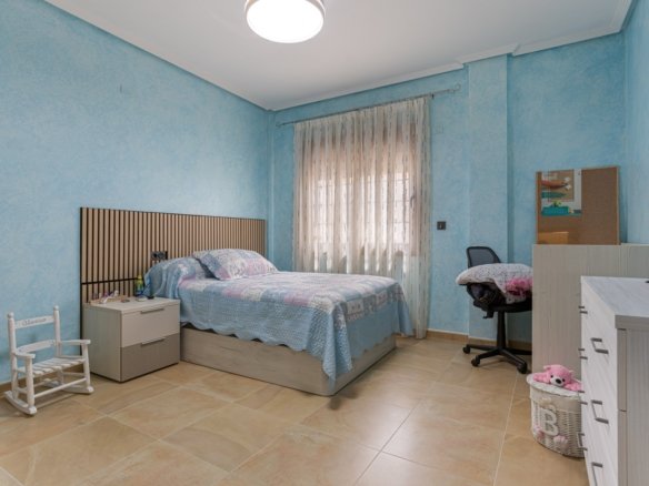 4 Bedroom 3 Bathroom Villa in Los Montesinos - Caza De Casa