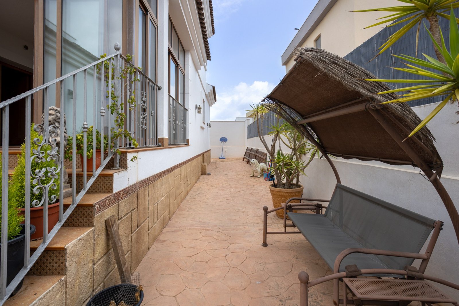 4 Bedroom 3 Bathroom Villa in Los Montesinos - Caza De Casa