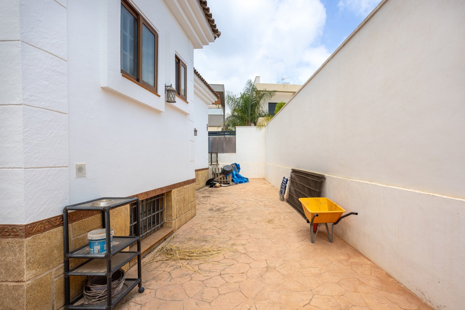 4 Bedroom 3 Bathroom Villa in Los Montesinos - Caza De Casa