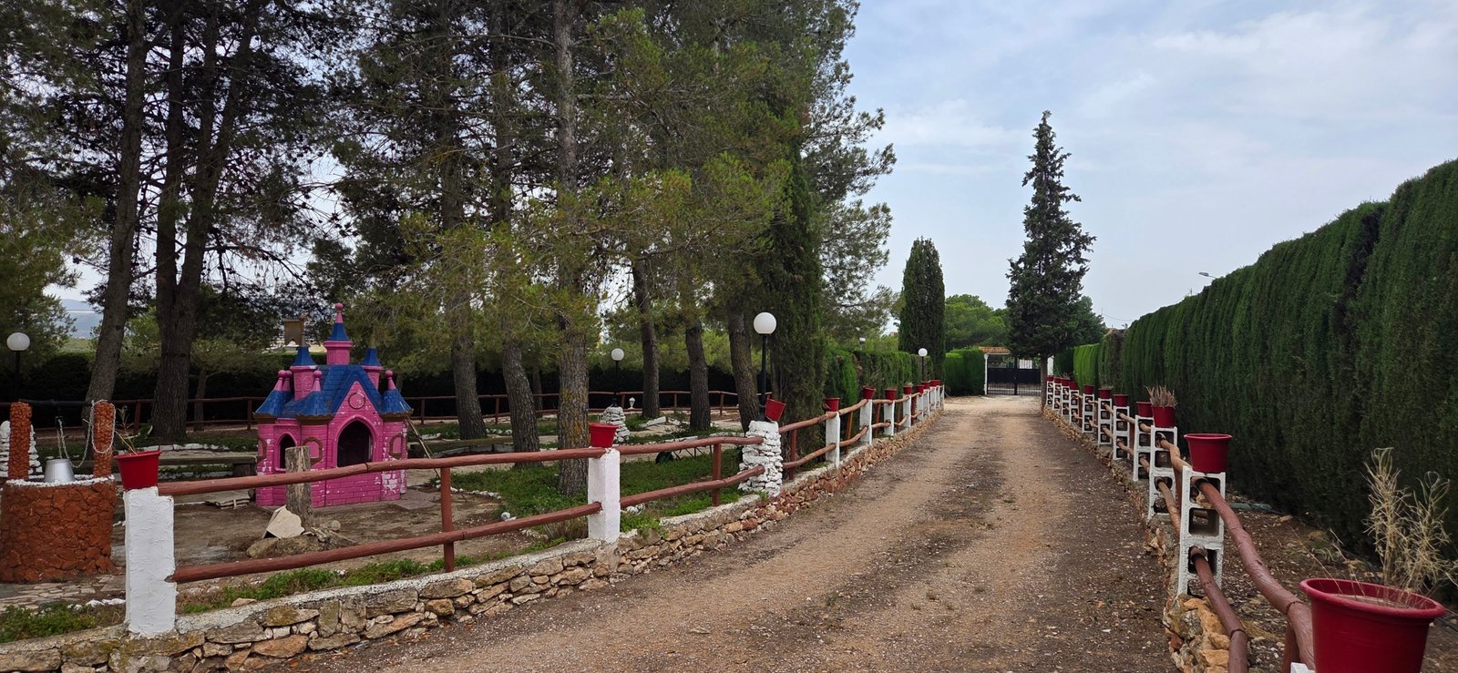 6 Bedroom 2 Bathroom Country House in Pinoso - Caza De Casa