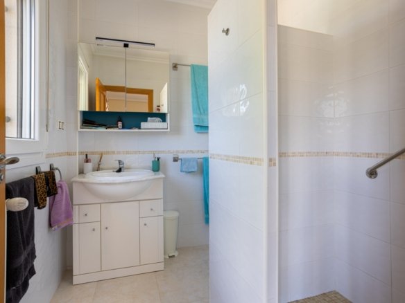 4 Bedroom 2 Bathroom Villa in La Zarza - Caza De Casa