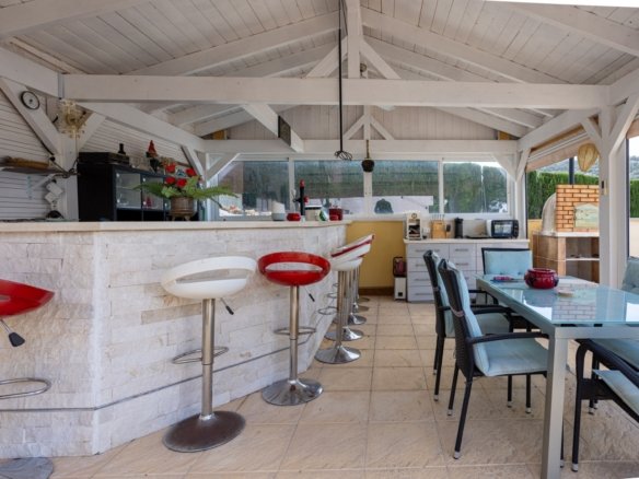 4 Bedroom 2 Bathroom Villa in La Zarza - Caza De Casa