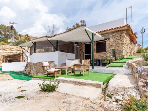 3 Bedroom 1 Bathroom Villa in El Campello - Caza De Casa