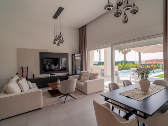 3 Bedroom 2 Bathroom Villa in Algorfa - Caza De Casa