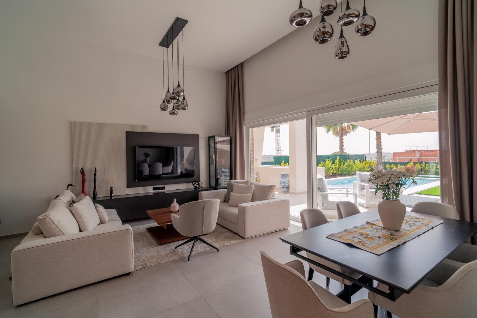 3 Bedroom 2 Bathroom Villa in Algorfa - Caza De Casa