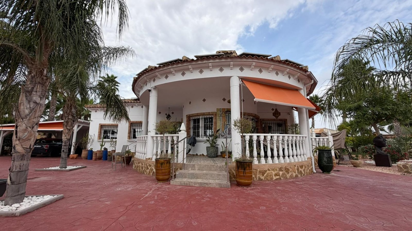 4 Bedroom 3 Bathroom Finca in Catral - Caza De Casa
