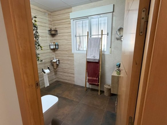 4 Bedroom 3 Bathroom Finca in Catral - Caza De Casa