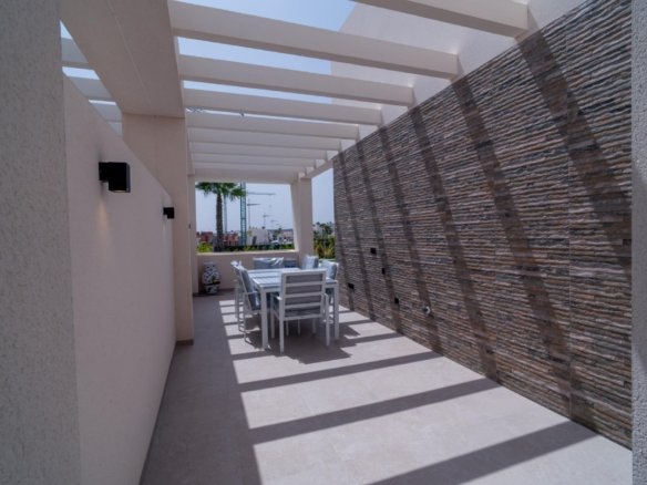 3 Bedroom 2 Bathroom Villa in Algorfa - Caza De Casa