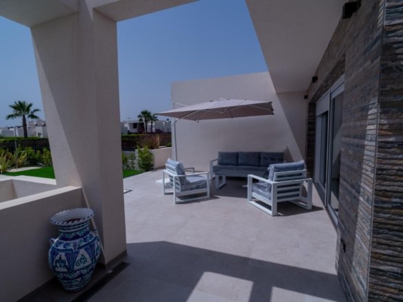 3 Bedroom 2 Bathroom Villa in Algorfa - Caza De Casa