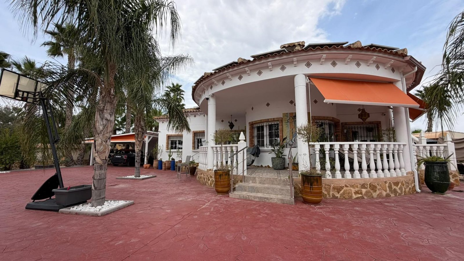 4 Bedroom 3 Bathroom Finca in Catral - Caza De Casa