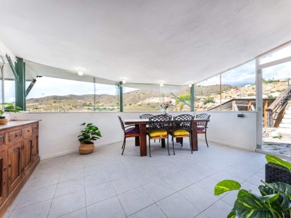 3 Bedroom 1 Bathroom Villa in El Campello - Caza De Casa