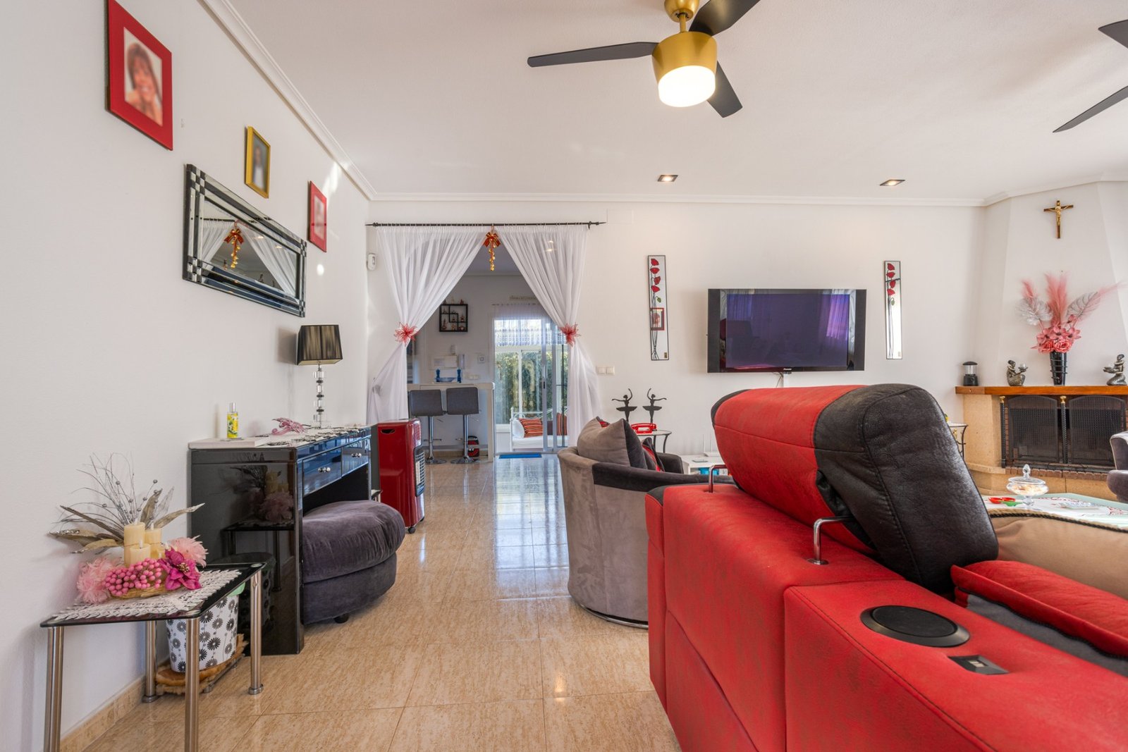 1227970_699d5b3d2df43 3 Bedroom 2 Bathroom Country House in La Zarza - Caza De Casa